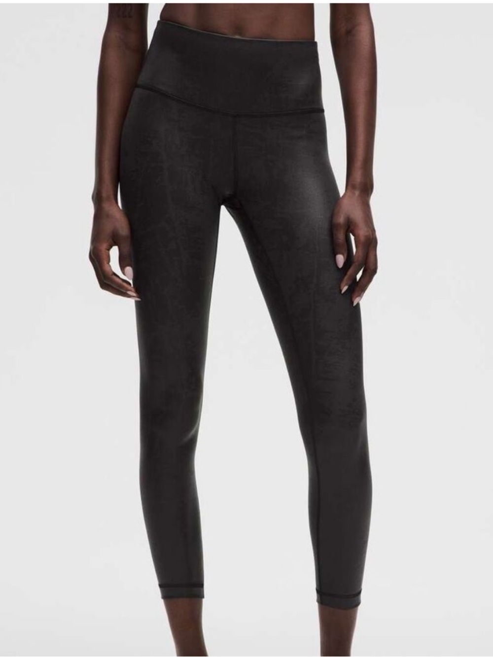 Lululemon Wunder Train High-Rise Tight 25" Matte Foil Matte Shine Black Size 8